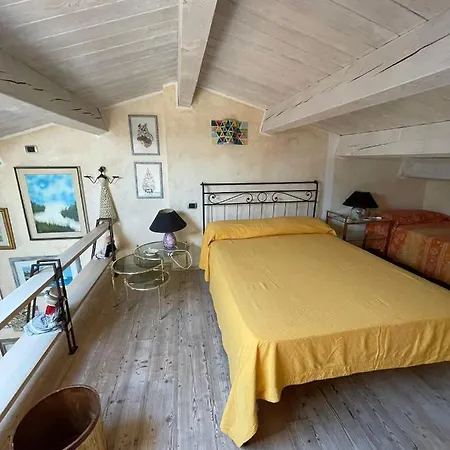 Casa Ferret. Nel Cuore Di アパート アルゲーロ