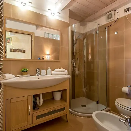 Casa Ferret. Nel Cuore Di