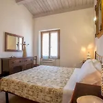 Lejlighed Casa Ferret. Nel Cuore Di